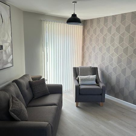 Chapel Court Apartments Cannock Buitenkant foto