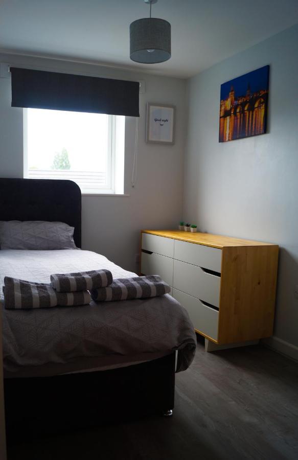 Chapel Court Apartments Cannock Buitenkant foto