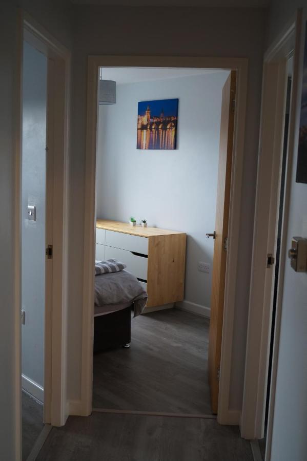 Chapel Court Apartments Cannock Buitenkant foto