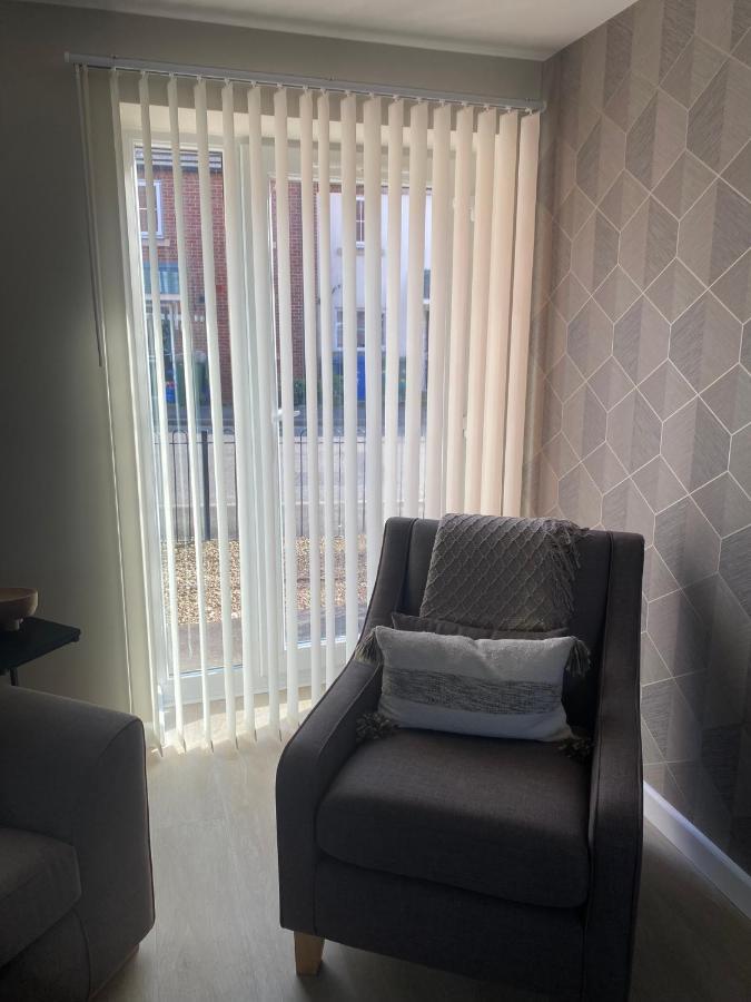 Chapel Court Apartments Cannock Buitenkant foto