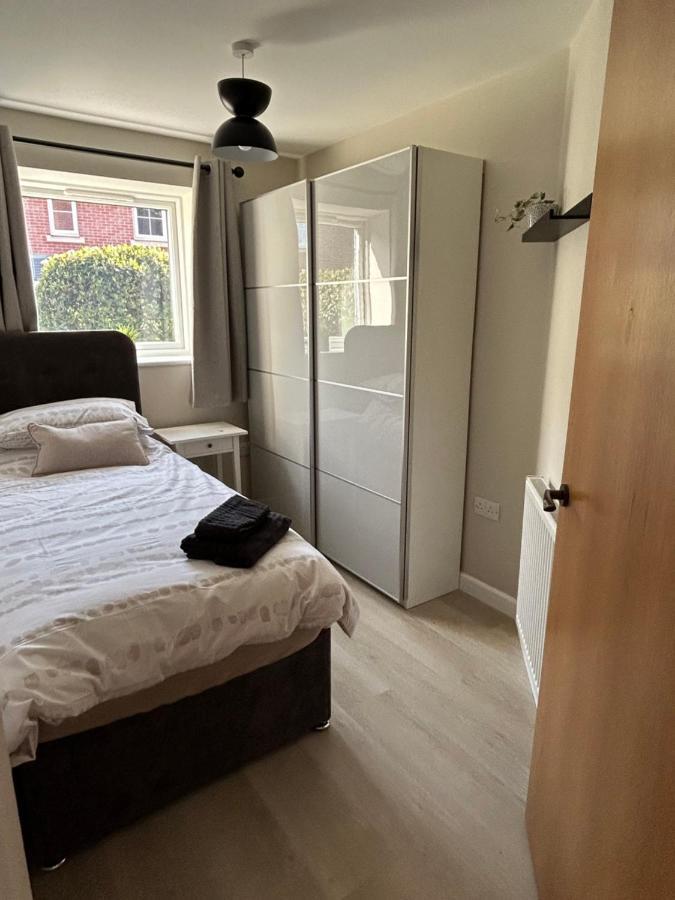 Chapel Court Apartments Cannock Buitenkant foto