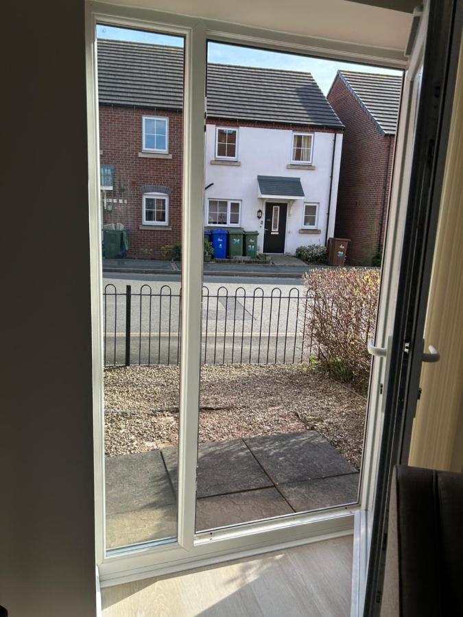 Chapel Court Apartments Cannock Buitenkant foto